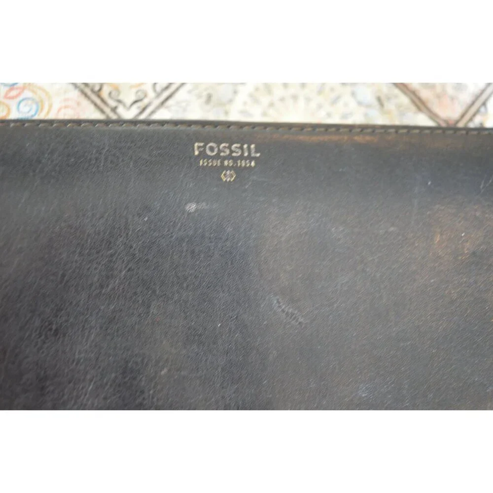 Fossil Wallet Black Leather Zip Around Accordion Wristlet Kelly Green Interior